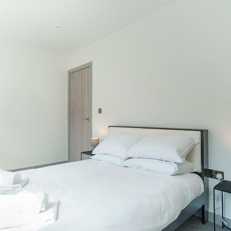 Modern 1 Bedroom Apartment In Preston Centre 외부 사진