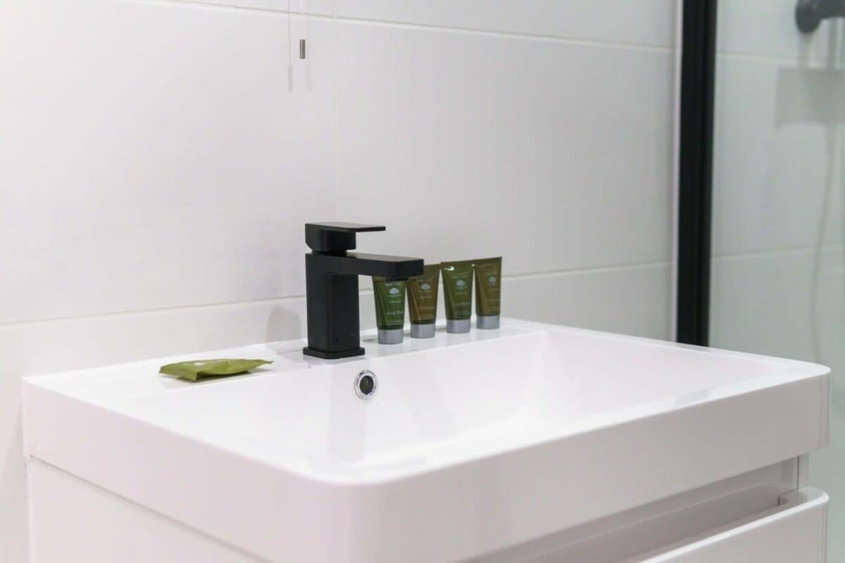 Modern 1 Bedroom Apartment In Preston Centre 외부 사진