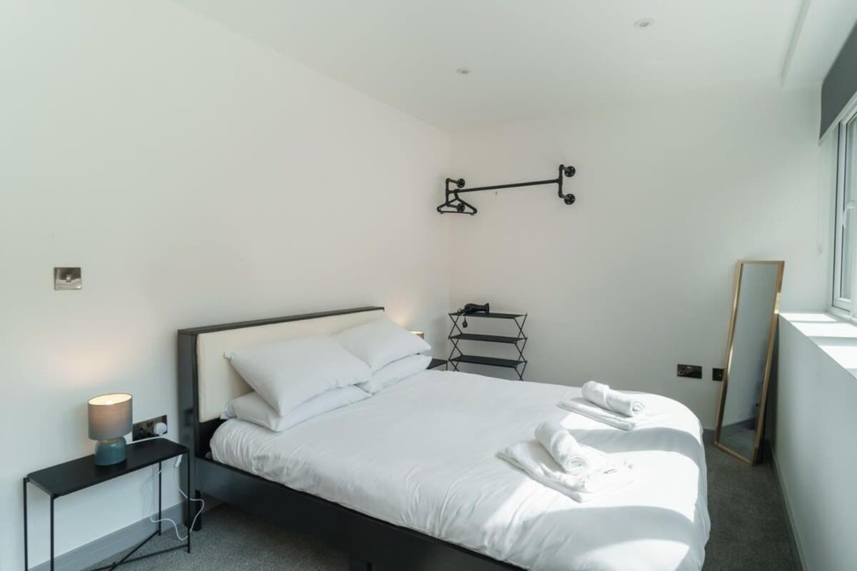Modern 1 Bedroom Apartment In Preston Centre 외부 사진