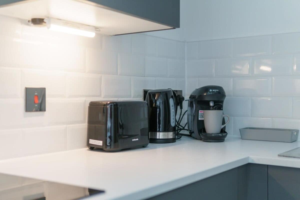 Modern 1 Bedroom Apartment In Preston Centre 외부 사진